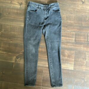 The Dream Jean Hi-Rise Jegging